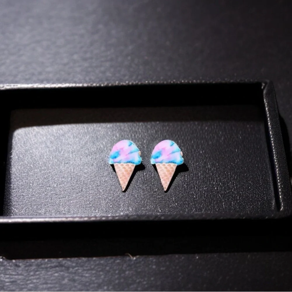 Sweeten Your Style: Adorable Cotton Candy Stud Earrings! 🍭✨ NWT Summertime Studs